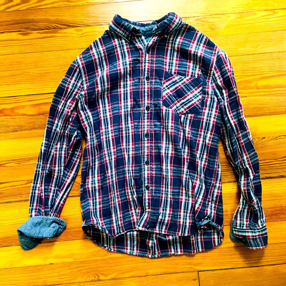 Flannel Navy Blue and Red Medium Boston Traders Button Down Shirt